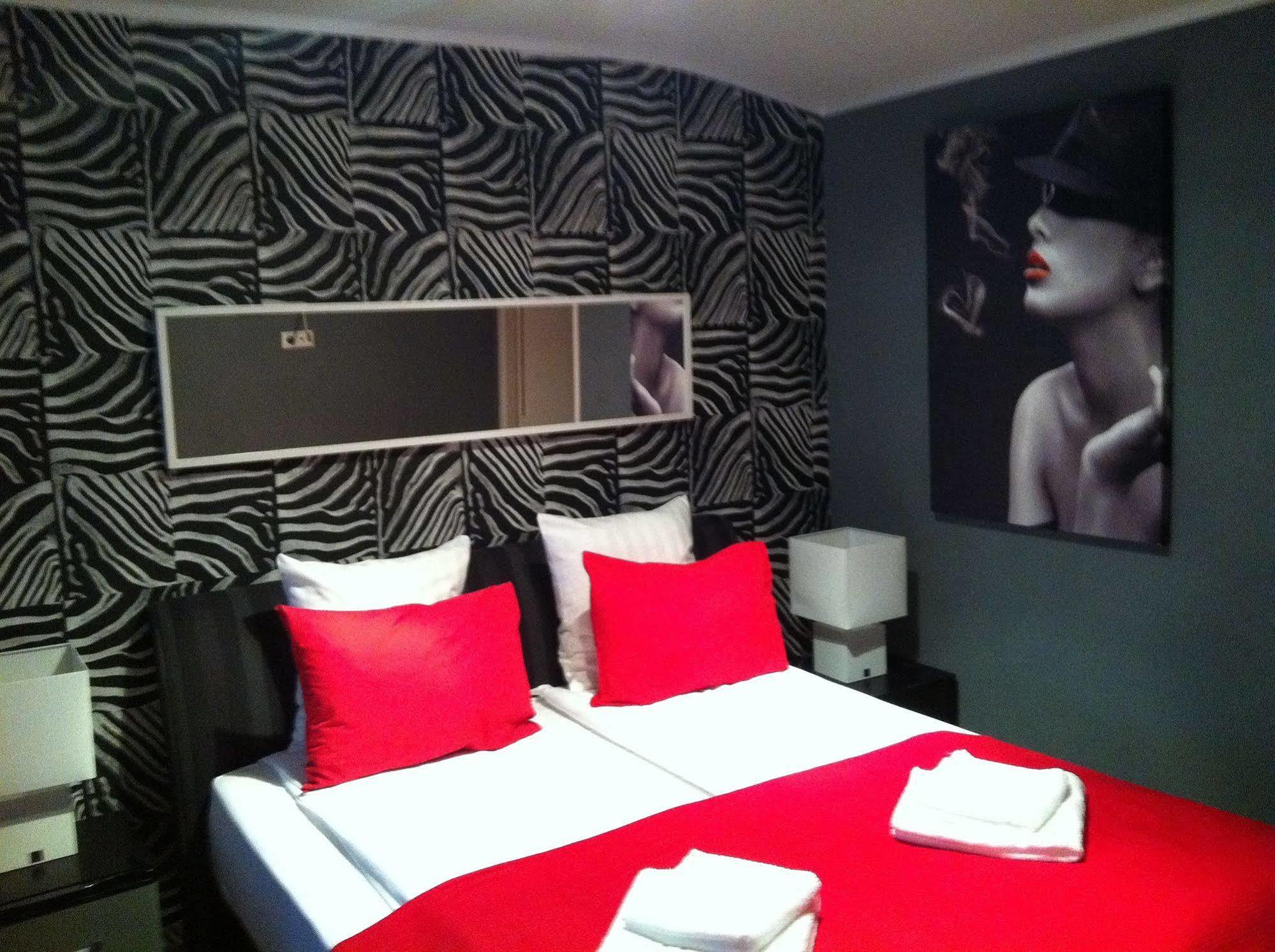 Alex Rooms Zwanenburg Exterior photo