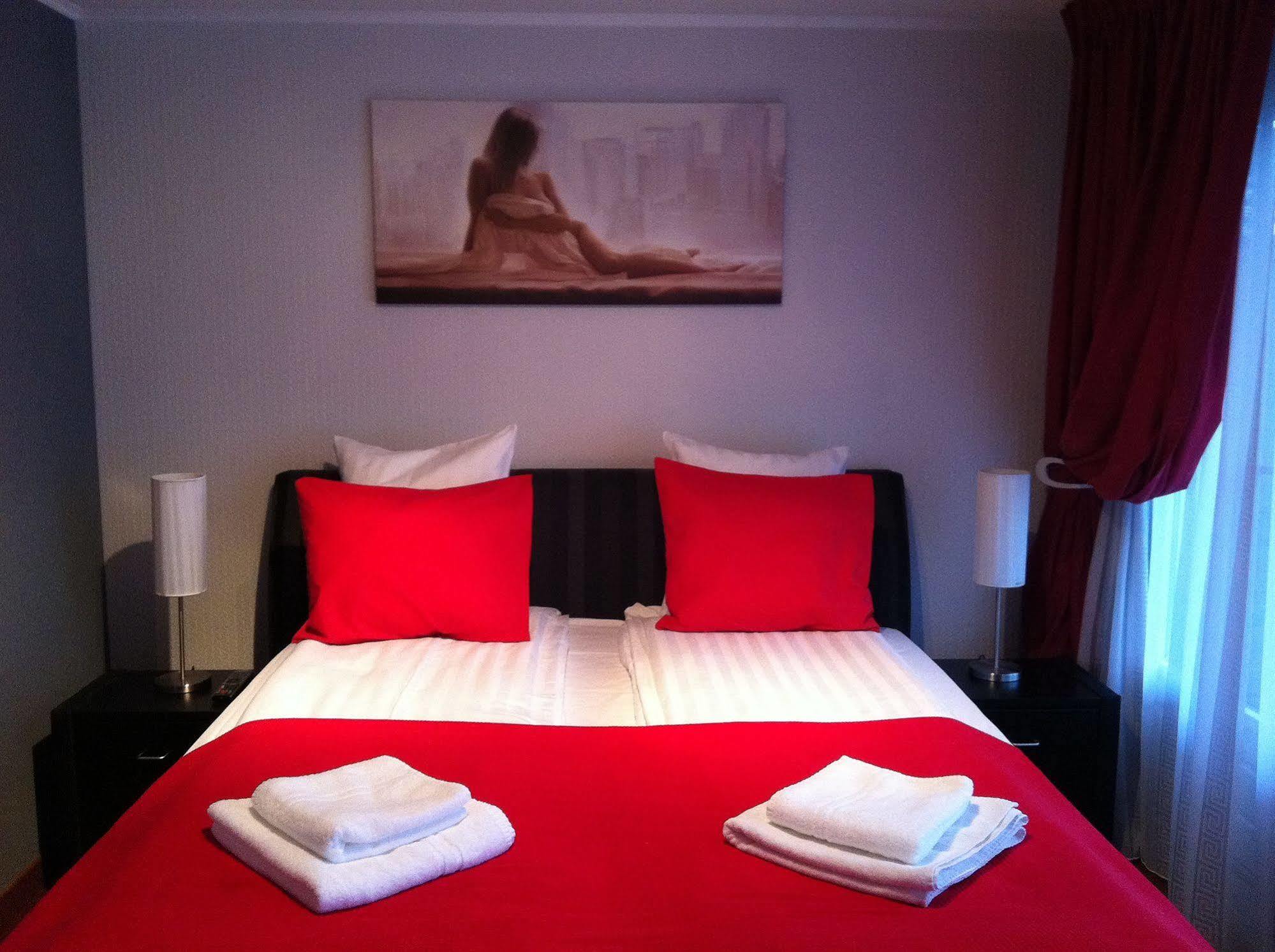 Alex Rooms Zwanenburg Exterior photo